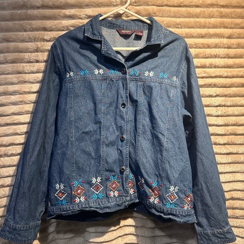 Vintage agapo Blue Embroidered Denim Jacket